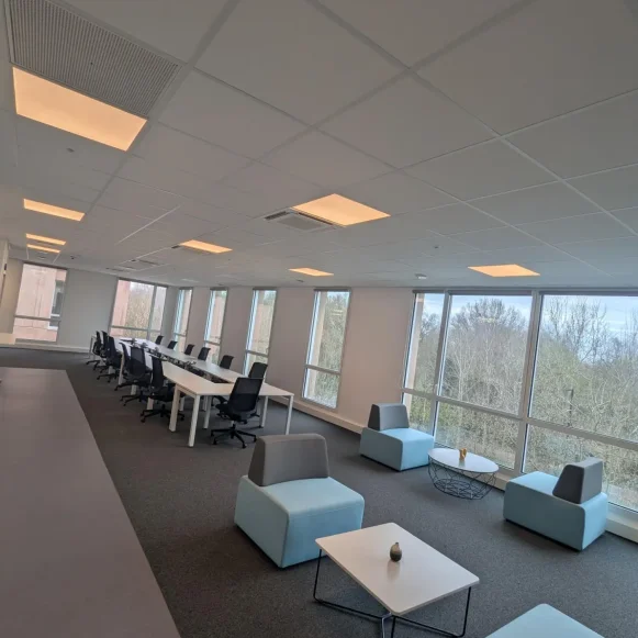 Open Space  130 postes Location bureau Avenue Germaine Tillion Saint-Jacques-de-la-Lande 35136 - photo 1