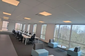 Open Space - 35136 - 130 postes - 200€