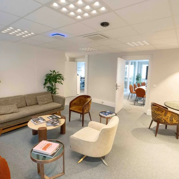 Espace indépendant 150 m² 25 postes Location bureau Rue Notre Dame des Victoires Paris 75002 - photo 3