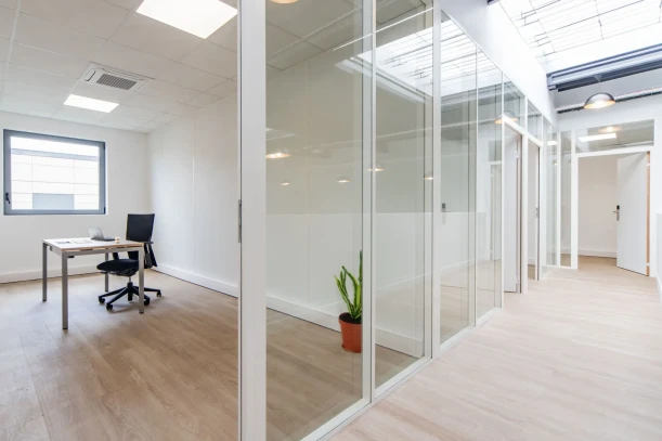 Bureau privé - 77700 - 2 postes - 650€