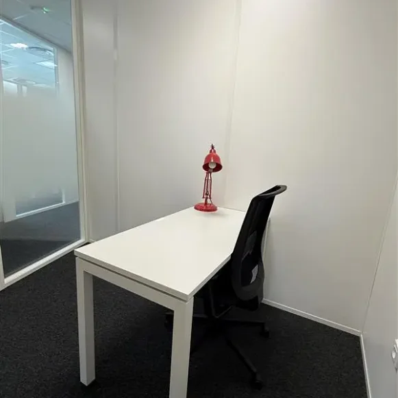Bureau privé 5 m² 1 poste Location bureau Avenue François Pignier Bourg-en-Bresse 01000 - photo 2