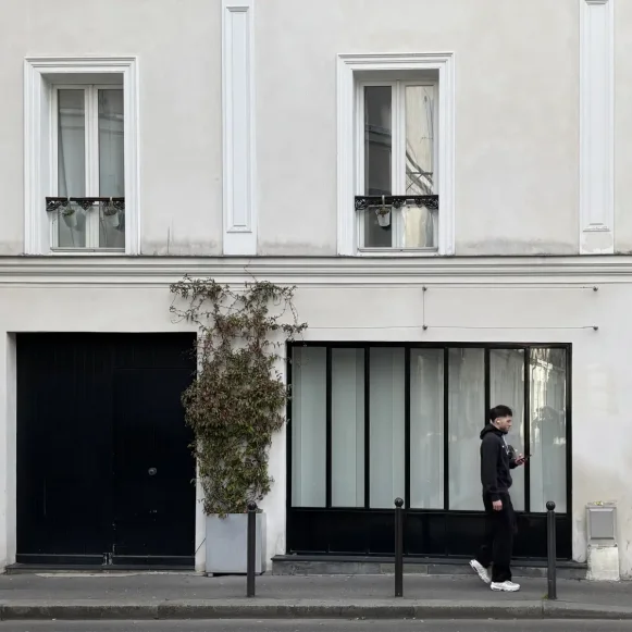 Bureau privé 40 m² 6 postes Location bureau Rue Bourgon Paris 75013 - photo 1