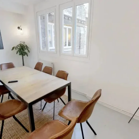 Espace indépendant 200 m² 30 postes Location bureau Rue Louis Blanc Paris 75010 - photo 5