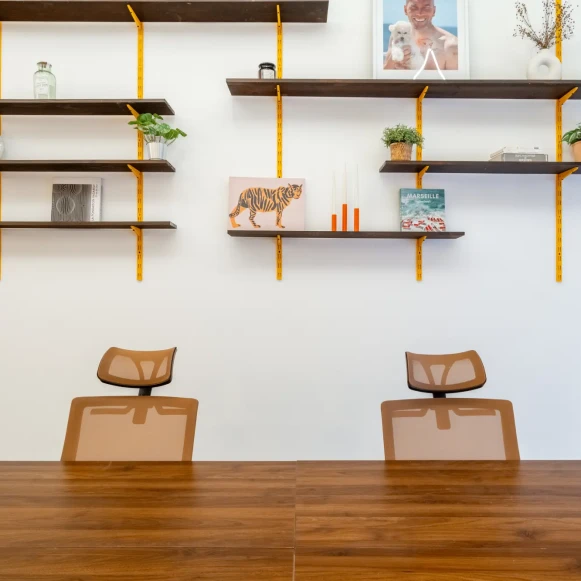 Open Space  8 postes Location bureau Rue Berlioz Marseille 13006 - photo 5