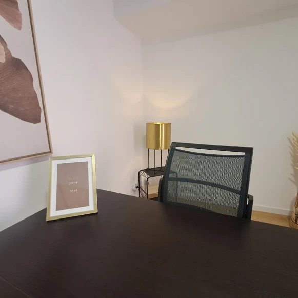 Bureau privé 11 m² 2 postes Coworking Rue des Forges Vallet 44330 - photo 5