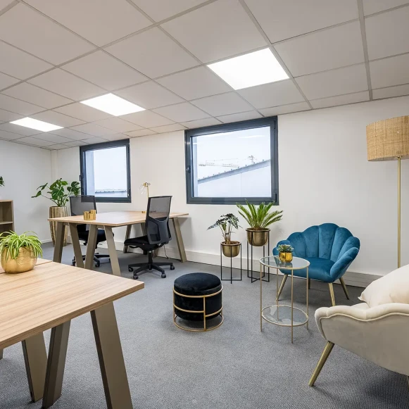 Bureau privé 29 m² 4 postes Location bureau Avenue André Diligent Roubaix 59100 - photo 4