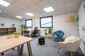 Bureau privé - 59100 - 4 postes - 988€
