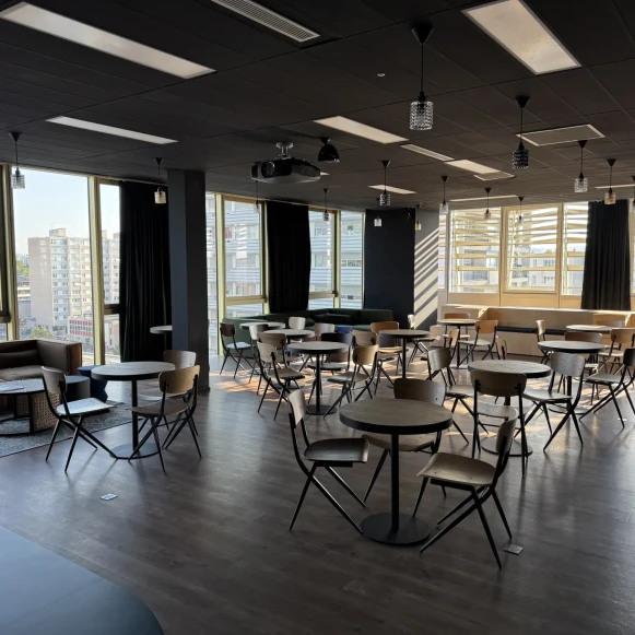 Open Space  20 postes Location bureau Boulevard Chanzy Montreuil 93100 - photo 6