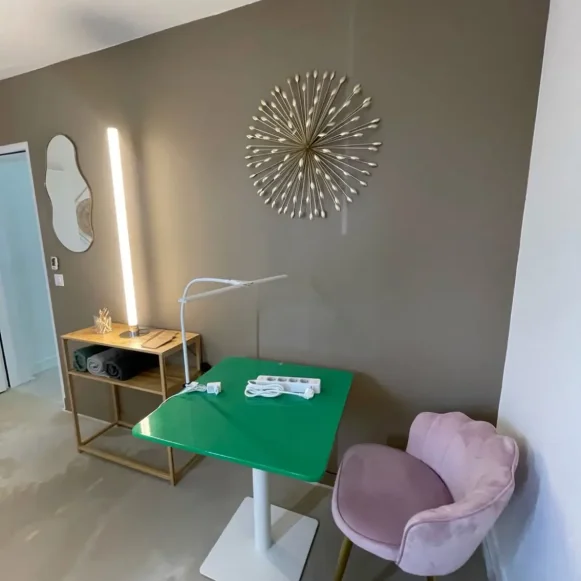 Bureau privé 14 m² 3 postes Coworking Rue de la Sablière Sainte-Geneviève-des-Bois 91700 - photo 4