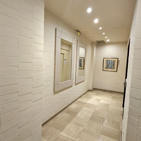 Bureau privé 10 m² 3 postes Location bureau Rue Poncelet Paris 75017 - photo 5