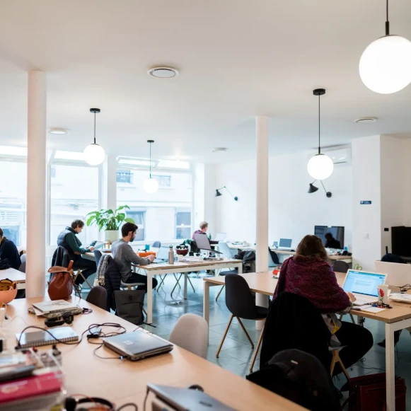 Open Space  14 postes Coworking Avenue Daumesnil Paris 75012 - photo 1