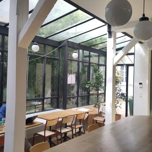 Bureau privé 30 m² 8 postes Location bureau Rue Julien Lacroix Paris 75020 - photo 6