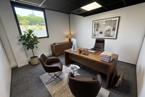 Bureau privé - 69800 - 4 postes - 500€