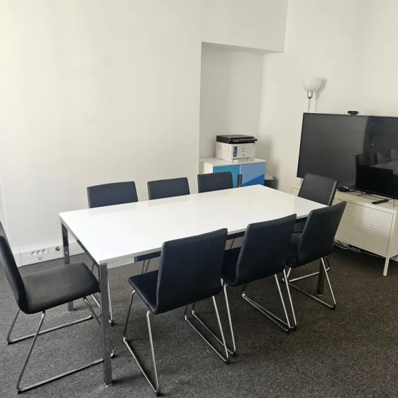 Bureau privé 20 m² 4 postes Location bureau Rue du Faubourg Poissonnière Paris 75010 - photo 7