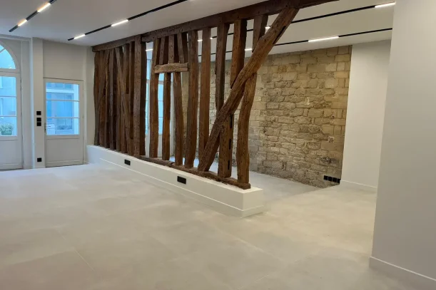 Espace indépendant - 75009 - 18 postes - 8000€