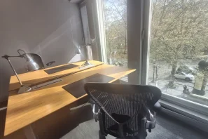 Bureau privé - 75008 - 3 postes - 1500€