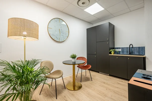 Bureau privé - 67960 - 2 postes - 970€