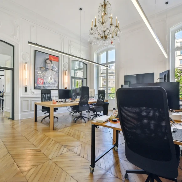Espace indépendant 800 m² 100 postes Location bureau Boulevard des Italiens Paris 75002 - photo 12