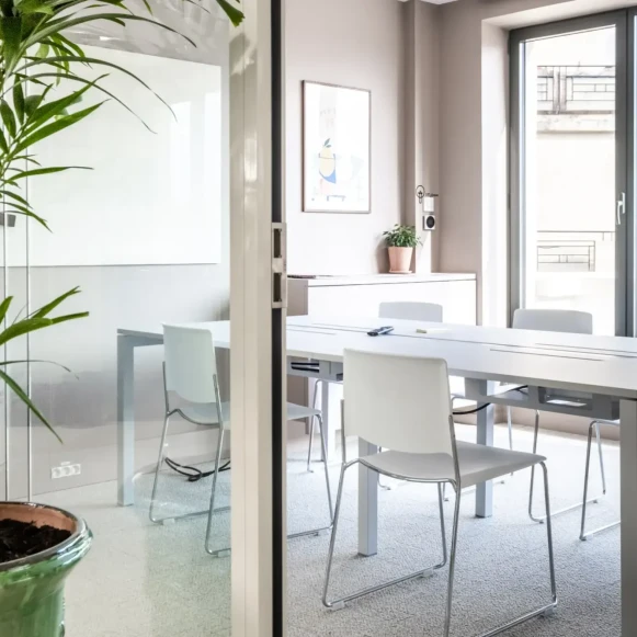 Bureau privé 100 m² 14 postes Location bureau Rue Jadin Paris 75017 - photo 8