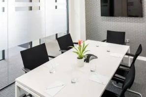 Bureau privé - 33170 - 6 postes - 1521€