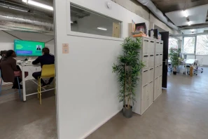 Open Space - 75013 - 1 poste - 279€