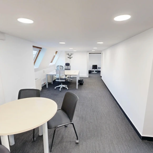 Espace indépendant 130 m² 20 postes Coworking Rue Cambon Paris 75001 - photo 3