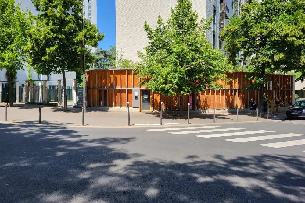 Open Space - 75013 - 5 postes - 450€