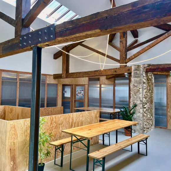 Bureau privé 23 m² 6 postes Location bureau Cours Julien Marseille 13006 - photo 3