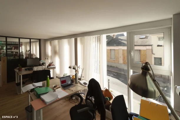 Bureau privé - 75020 - 5 postes - 1700€