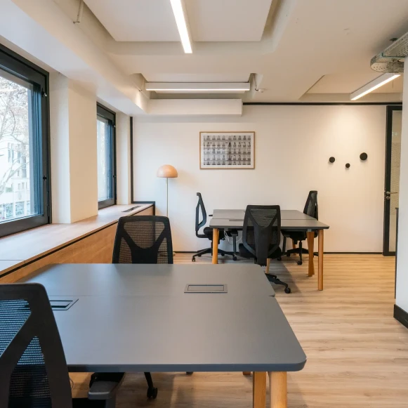 Bureau privé 11 m² 3 postes Coworking Rue de Genève Lyon 69006 - photo 10