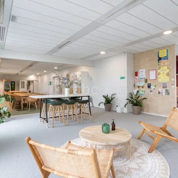 Bureau privé 100 m² 28 postes Location bureau  Lyon 69006 - photo 10