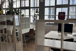 Open Space - 75011 - 3 postes - 300€