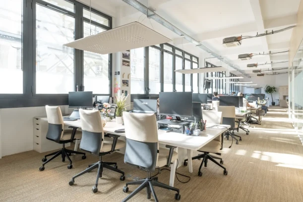 Come and Work Rue du Louvre