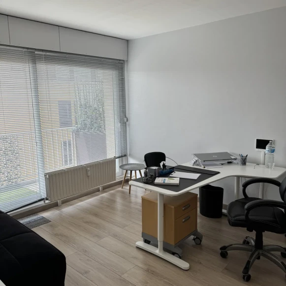 Bureau privé 52 m² 4 postes Location bureau Rue Coislin Metz 57000 - photo 2