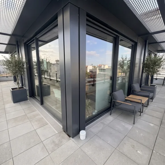 Espace indépendant 100 m² 15 postes Coworking Rue Garibaldi Montreuil 93100 - photo 3
