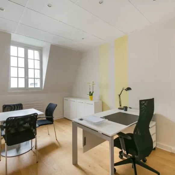 Bureau privé 14 m² 2 postes Coworking Rue Henri Rochefort Paris 75017 - photo 1