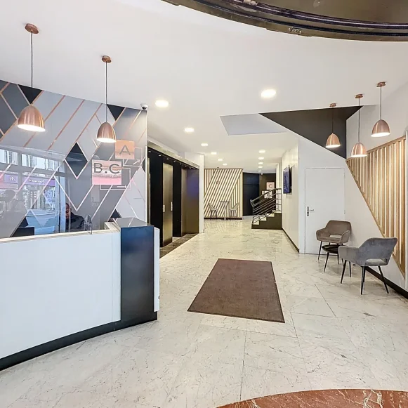 Espace indépendant 835 m² 129 postes Coworking Rue du Faubourg Montmartre Paris 75009 - photo 1