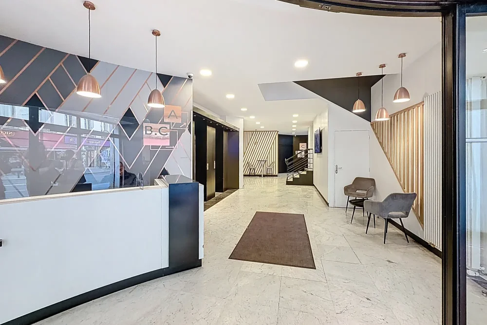 Espace indépendant - 75009 - 129 postes - 81500€