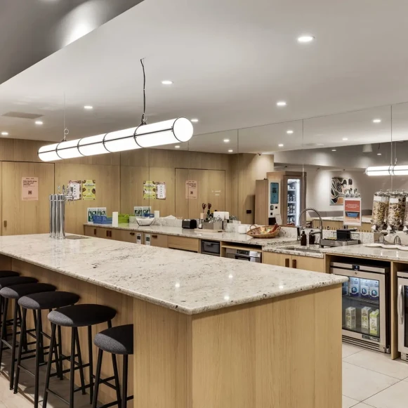 Espace indépendant 200 m² 47 postes Location bureau Rue de Navarin Paris 75009 - photo 9