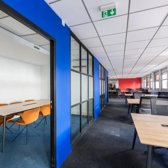 Espace indépendant 275 m² 42 postes Location bureau Rue Saint-Honoré Paris 75001 - photo 2