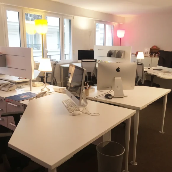 Bureau privé 85 m² 10 postes Location bureau Rue d'Armenonville Neuilly-sur-Seine 92200 - photo 4