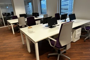 Bureau privé - 92800 - 8 postes - 3200€