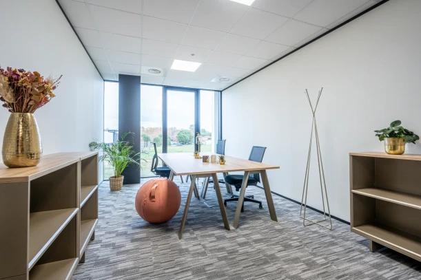 Bureau privé - 33700 - 4 postes - 1508€