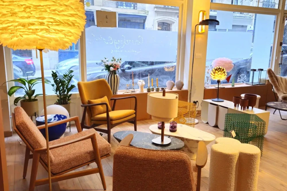 Open Space - 75018 - 14 postes - 250€