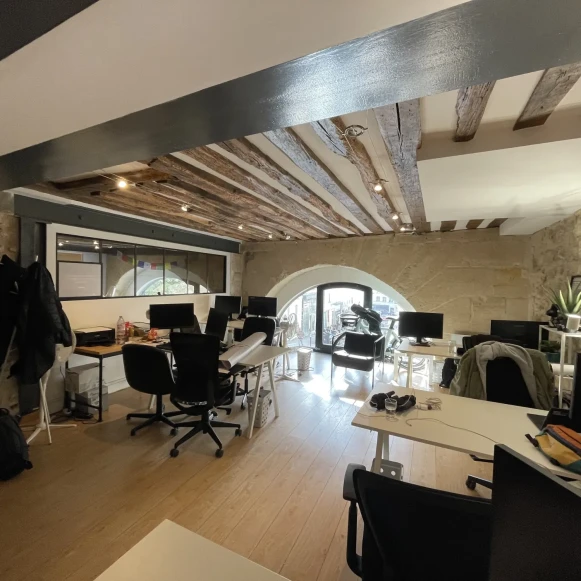 Bureau privé 50 m² 12 postes Location bureau Rue Beauregard Paris 75002 - photo 6
