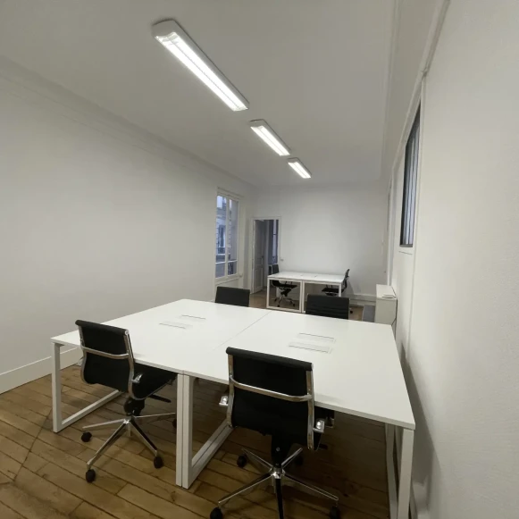 Espace indépendant 100 m² 12 postes Coworking Rue du Louvre Paris 75001 - photo 8