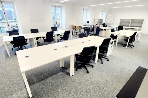 Bureau privé - 75001 - 31 postes - 24149€