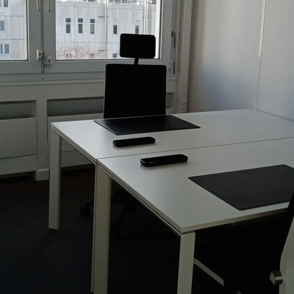 Bureau privé 10 m² 2 postes Location bureau Boulevard Vincent Gâche Nantes 44200 - photo 1