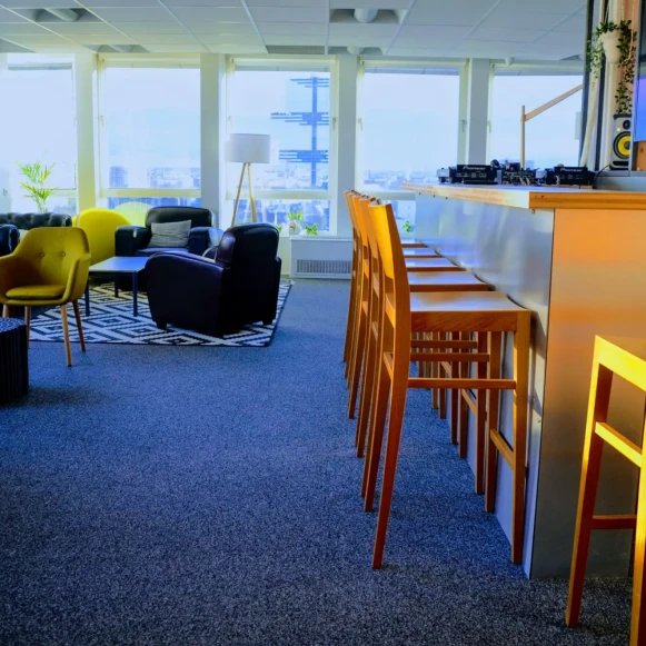 Bureau privé 17 m² 4 postes Coworking Boulevard Victor Hugo Clichy 92110 - photo 3