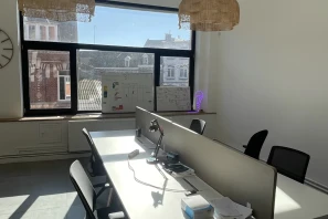 Open Space - 59200 - 4 postes - 250€